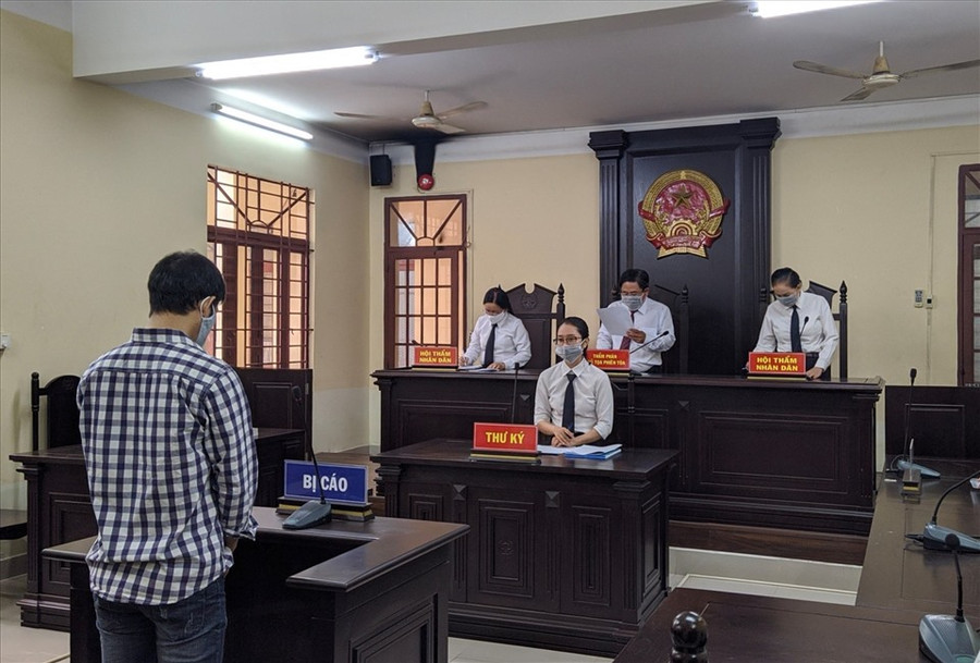 Bị cáo tại phiên tòa. Anh: Anh Tú Bị cáo tại phiên tòa. Anh: Anh Tú