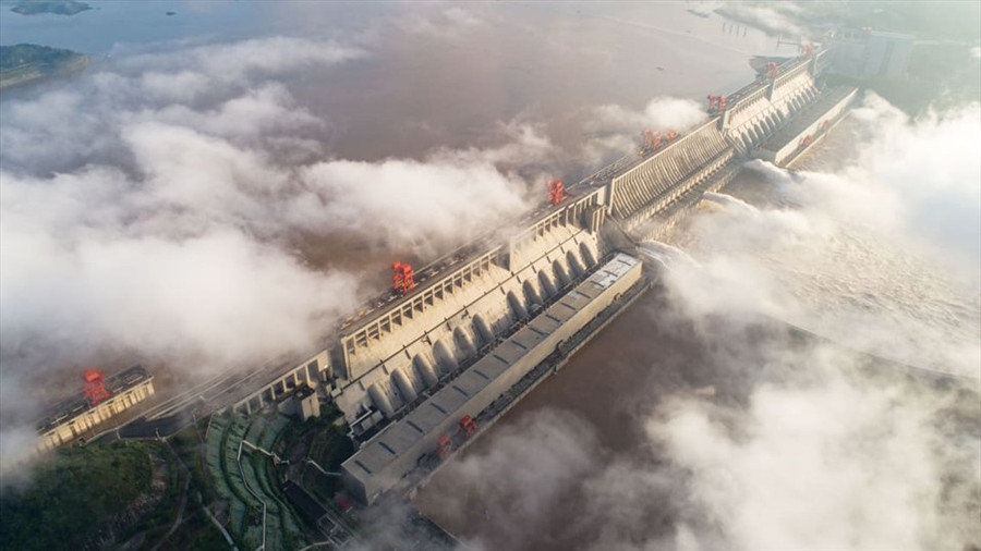 Các chuyên gia cho rằng, không thể trông đợi vào duy nhất đập Tam Hiệp để giải quyết toàn bộ lũ lụt sông Dương Tử. Ảnh: CNN. Các chuyên gia cho rằng, không thể trông đợi vào duy nhất đập Tam Hiệp để giải quyết toàn bộ lũ lụt sông Dương Tử. Ảnh: CNN.