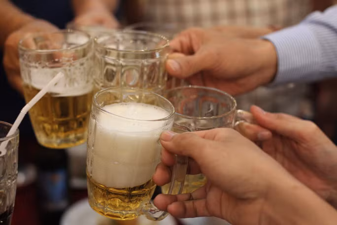 Sống lành mạnh, không hút thuốc lá, uống ít rượu, bia thì có thể phòng ngừa được đột quỵ (Ảnh chỉ có tính minh họa) Ảnh: HOÀNG TRIỀU