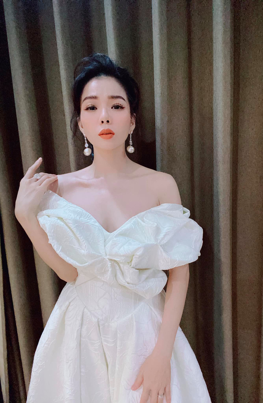 Lệ Quyên quan niệm rằng: 