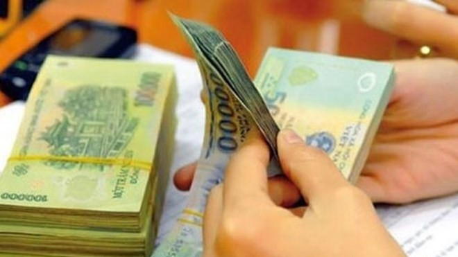 Hình thức kỷ luật hạ bậc lương chỉ áp dụng với công chức được xếp lương từ bậc 2 trở lên.