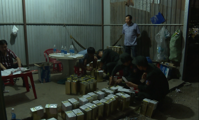 Các hóa chất, dung môi dùng để sản xuất xăng giả