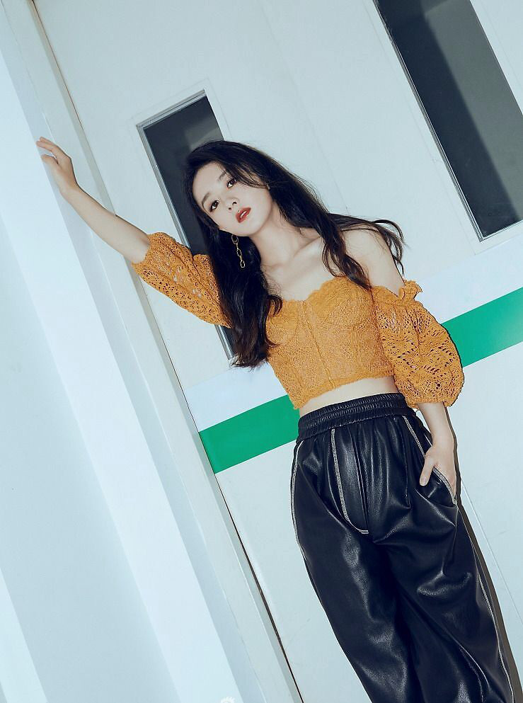 Nhiều người khen ngợi nhan sắc 