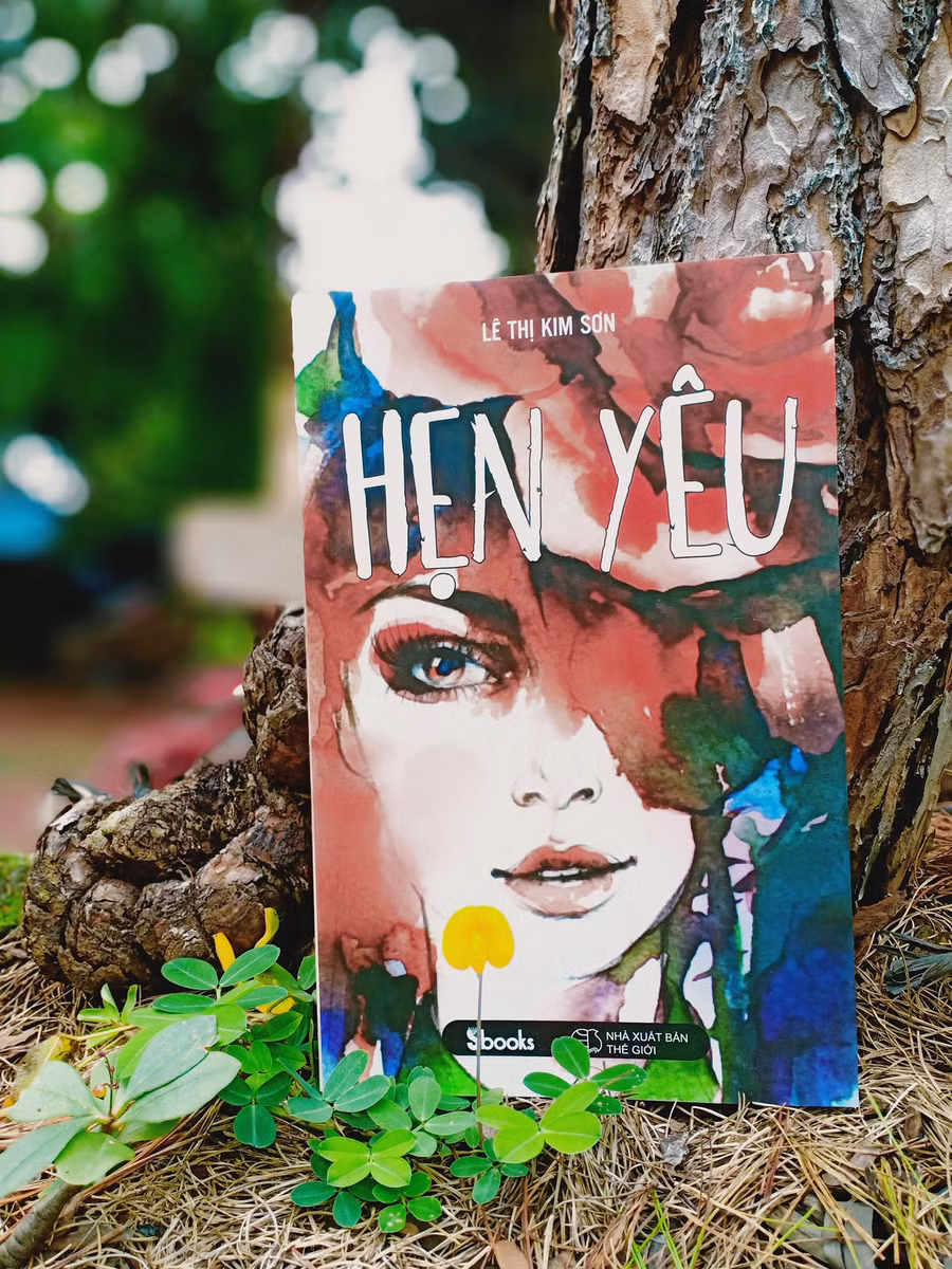 Bìa tập truyện ngắn “Hẹn yêu”. Ảnh: Vi Thủy 