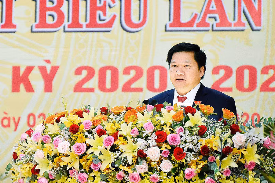 Ông Trương Văn Đạt Tỉnh ủy viên Bí thư huyện Kbang phát biểu khai mạc Đại hội. Ảnh: Đức Thụy