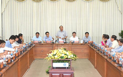 Thủ tướng chủ trì buổi làm việc với lãnh đạo chủ chốt TP. Hồ Chí Minh