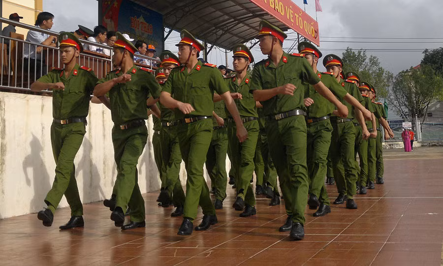  Lực lượng Cảnh sát Phòng cháy chữa cháy và Cứu nạn cứu hộ Công an tỉnh. Ảnh: L.A