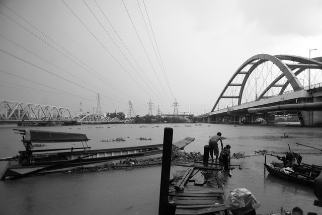 Vợ chồng ông Chúc đã lấy nhau gần 40 năm, có 5 người con nhưng các con đều đã lên bờ thuê nhà trọ ở.