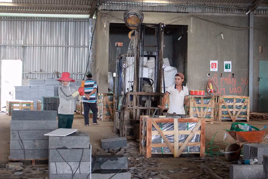 Công tác bảo vệ môi trường trong khai thác, chế biến khoáng sản đã được các doanh nghiệp thực hiện. Ảnh: H.T