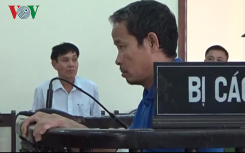  Bị cáo Lê Văn Hồng tại phiên xử ngày 17-10.