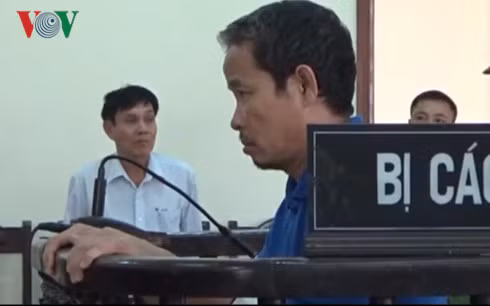  Bị cáo Lê Văn Hồng tại phiên xử ngày 17-10.