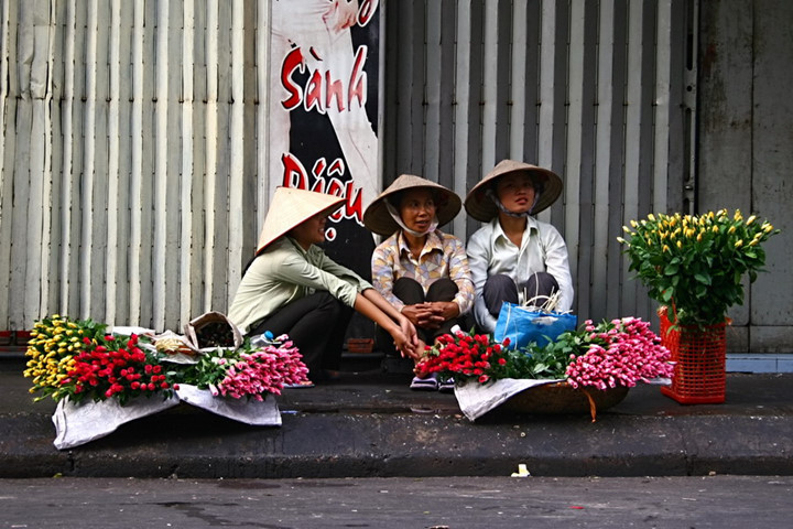 Nón trên đường phố nơi phố thị.