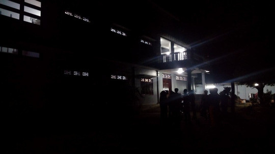 Công an đã phong tỏa hiện trường Công an đã phong tỏa hiện trường