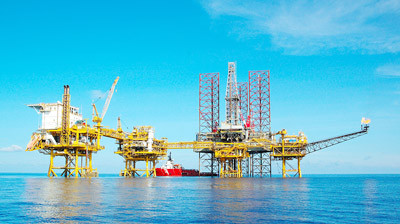 Lĩnh vực dầu khí nằm trong nhóm 10 doanh nghiệp nộp thuế thu nhập doanh nghiệp lớn nhất .