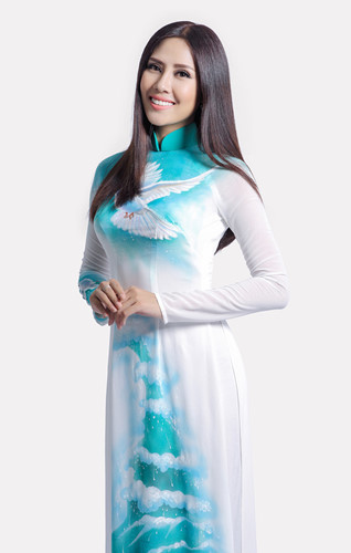 Thông qua “Ước vọng hòa bình”, Nguyễn Thị Loan cũng mong muốn được góp một phần sức lực để cùng chung tay kết nối yêu thương, lan tỏa thông điệp về hòa bình, cùng nhau xây dựng thế giới tươi đẹp.