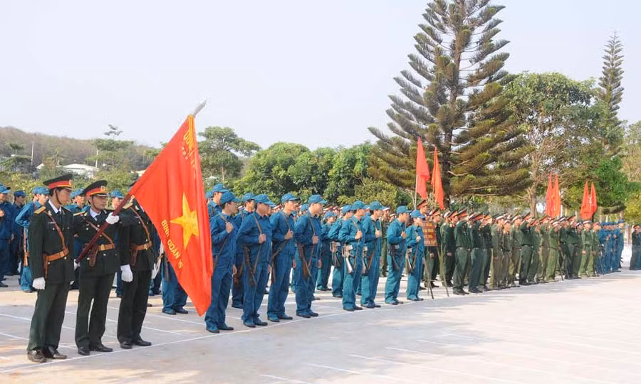  Hàng năm, các đơn vị trong Binh đoàn triển khai huấn luyện tự vệ đạt 80%. Ảnh: H.T