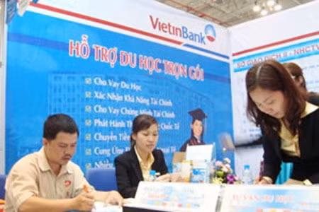 Vietinbank chính thức chuyển đổi thành Ngân hàng Thương mại Cổ phần Công thương Việt Nam.