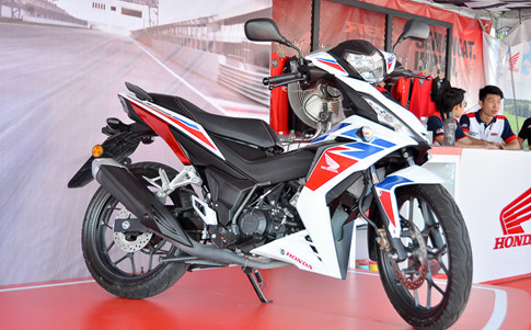 Xe được phối màu sắc mới Xe được phối màu sắc mới