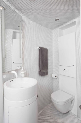 Phòng tắm và vệ sinh rất tinh tế và hiện đại. Phòng tắm và vệ sinh rất tinh tế và hiện đại.