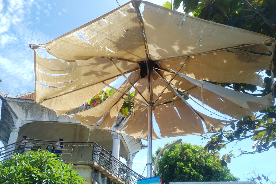 Vật trang trí cũ nát dùng tạo cảnh Vật trang trí cũ nát dùng tạo cảnh