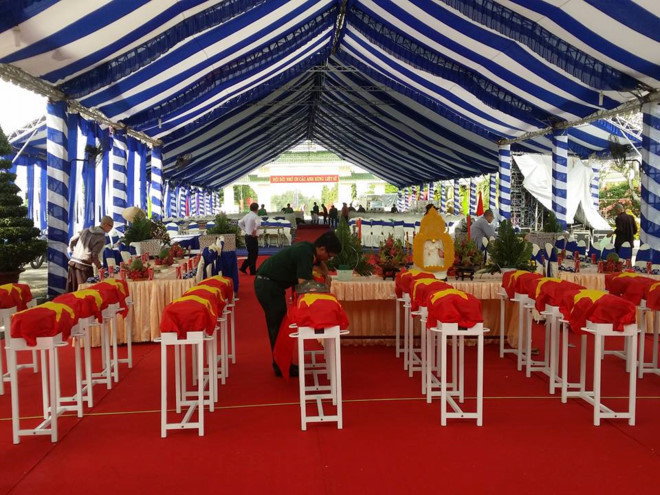 Cơ quan chức năng chuẩn bị cho lễ truy điệu khoảng 150 liệt sĩ hy sinh tại sân bay Biên Hòa năm 1968. Ảnh: Facebook Chế Trung Hiếu. Cơ quan chức năng chuẩn bị cho lễ truy điệu khoảng 150 liệt sĩ hy sinh tại sân bay Biên Hòa năm 1968. Ảnh: Facebook Chế Trung Hiếu.