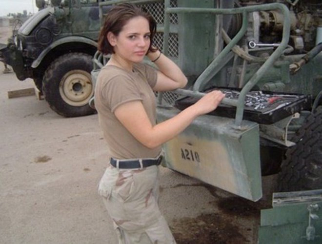 #10: Nữ quân nhân Mỹ