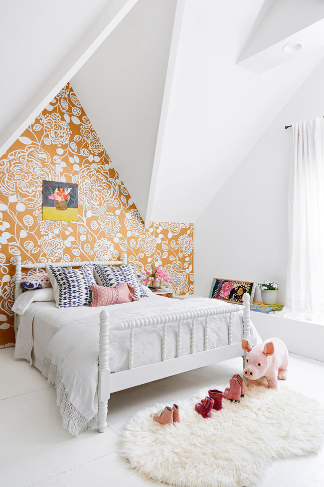 Phòng ngủ như công chúa của cô con gái. Phòng ngủ như công chúa của cô con gái.