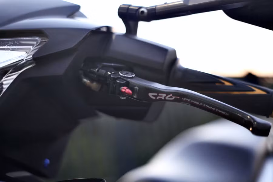  Tay côn hiệu CRG Carbon.