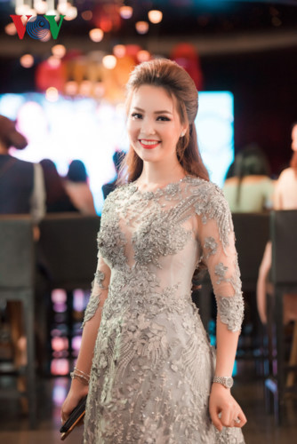 Vẻ viên mãn, thành đạt của người phụ nữ hiện đại.