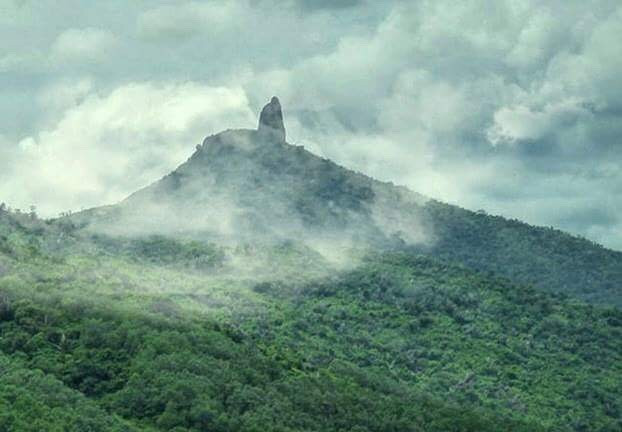 Núi Bà nhìn từ xa