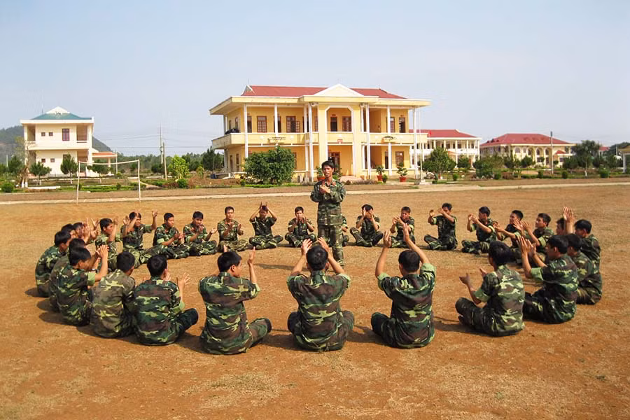 Hoạt động trong ngày nghỉ của tuổi trẻ Lữ đoàn PPK234, Quân đoàn 3. Ảnh: Anh Tùng Hoạt động trong ngày nghỉ của tuổi trẻ Lữ đoàn PPK234, Quân đoàn 3. Ảnh: Anh Tùng