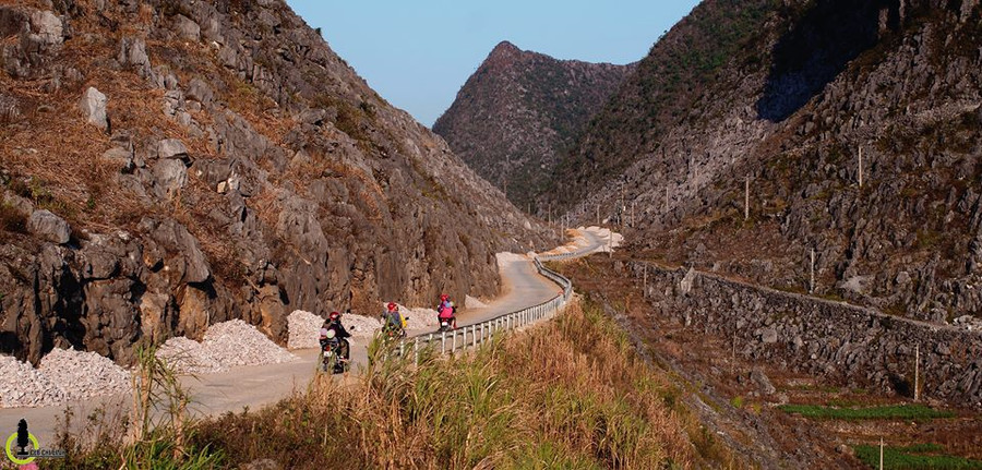 Miền đá - Ảnh: Nam Chấy