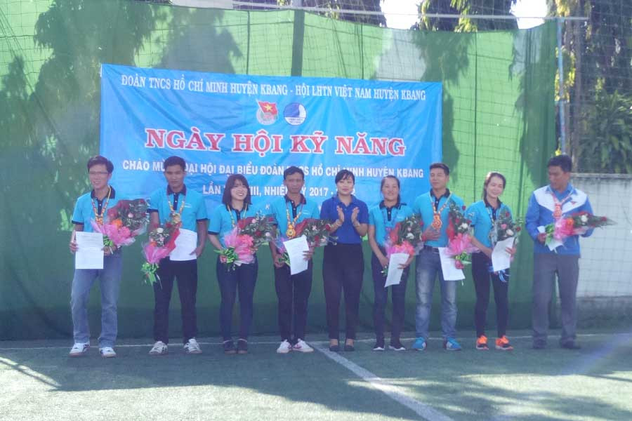  Ra mắt Hội đồng huấn luyện cấp huyện. Ảnh: Hà Duyệt