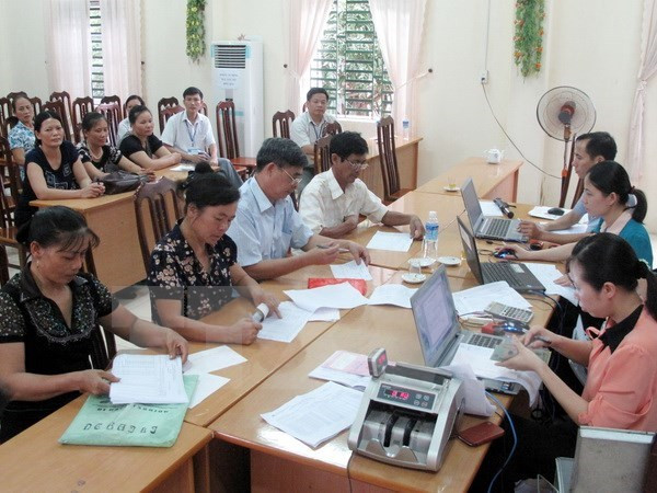 Giao dịch cho vay vốn tại điểm giao dịch xã Đại Hưng, huyện Mỹ Đức, Hà Nội. Giao dịch cho vay vốn tại điểm giao dịch xã Đại Hưng, huyện Mỹ Đức, Hà Nội.