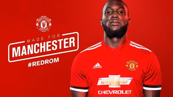 Quỷ đỏ đã phải trả mức giá lên đến 75 triệu bảng để hoàn tất hợp đồng chuyển nhượng đối với Romelu Lukaku về sân Old Trafford. Ảnh: World Soccer Talk