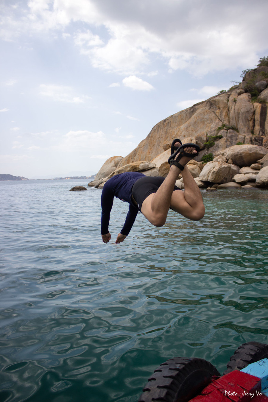 Những điểm du lịch không thể bỏ qua khi đến Bình Hưng là bãi Kinh, hải đăng Hòn Chút, bãi Nước Ngọt, bãi Chuối, bãi đá Trứng... Những điểm du lịch không thể bỏ qua khi đến Bình Hưng là bãi Kinh, hải đăng Hòn Chút, bãi Nước Ngọt, bãi Chuối, bãi đá Trứng...