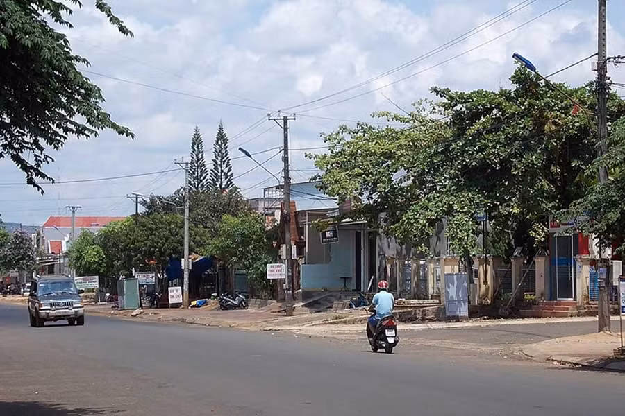  Một góc thị trấn Chư Prông của huyện Chư Prông. Ảnh: Tâm Duyên