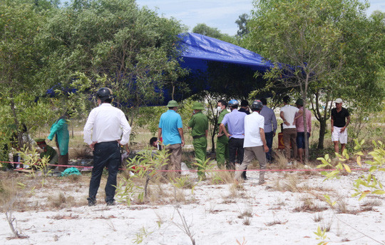 Thi thể bé trai mất tích ở Quảng Bình có nhiều vết đâm nghi bị sát