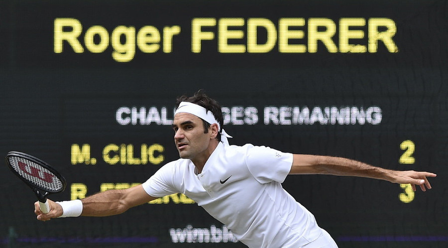 Federer trong trận thắng Cilic. Ảnh: AFP Federer trong trận thắng Cilic. Ảnh: AFP