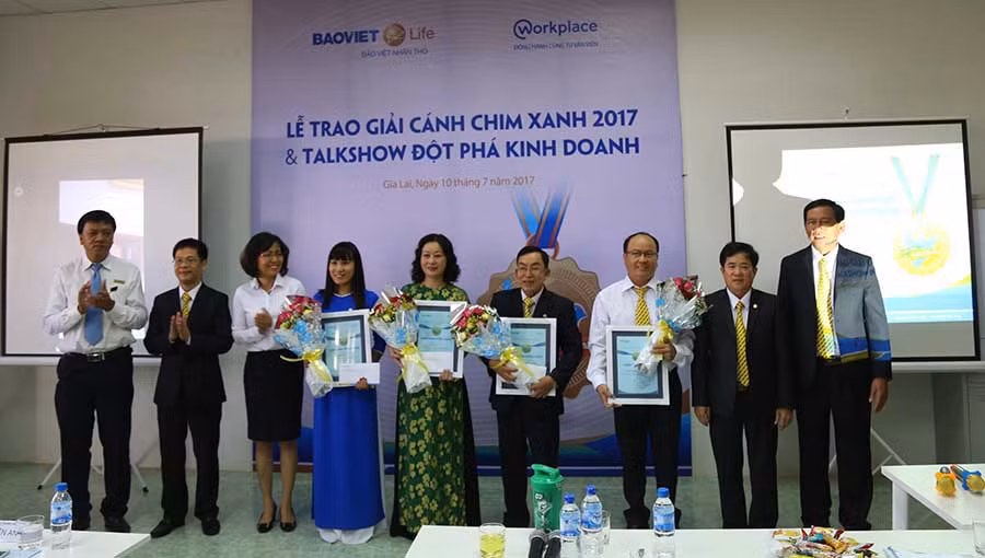  Trao Giải Cánh Chim Xanh lần thứ I. Ảnh: Đ.Y