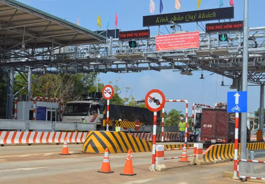 Trạm thu phí BOT Toàn Mỹ - Băng Dương trên đường Hồ Chí Minh (đoạn qua huyện Đắk Mil, tỉnh Đắk Nông)