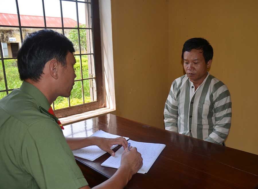 Đối tượng Nguyễn Văn Minh tại Cơ quan Điều tra. Ảnh: Lê Ánh  Đối tượng Nguyễn Văn Minh tại Cơ quan Điều tra. Ảnh: L.A