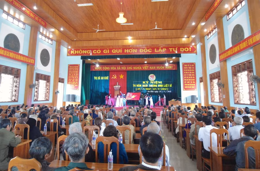 Quang cảnh lễ kỷ niệm. Ảnh: Mộc Trà