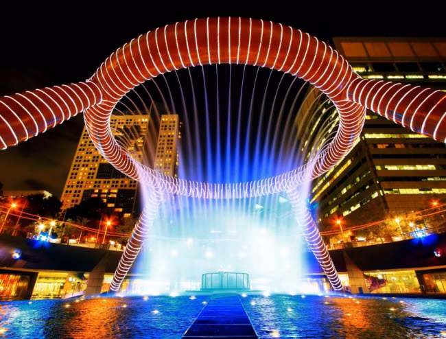 Đài phun nước Wealth, Singapore.