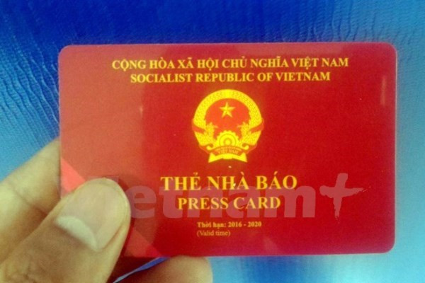 Nhiều phóng viên sai phạm khi tác nghiệp bị thu thẻ nhà báo. (Ảnh minh họa: Vietnam+)