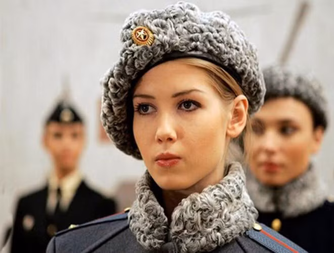 #2: Nữ quân nhân Nga