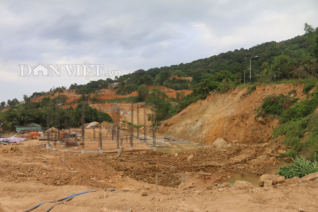 Dự án biển Tiên Sa xây dựng 40 móng trái phép. Dự án biển Tiên Sa xây dựng 40 móng trái phép.