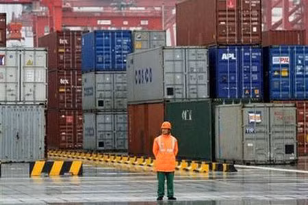 Trung Quốc soán ngôi "vua xuất khẩu" của Đức ảnh 1 Xuất khẩu của Trung Quốc đã tăng mạnh trong tháng 12-2009.