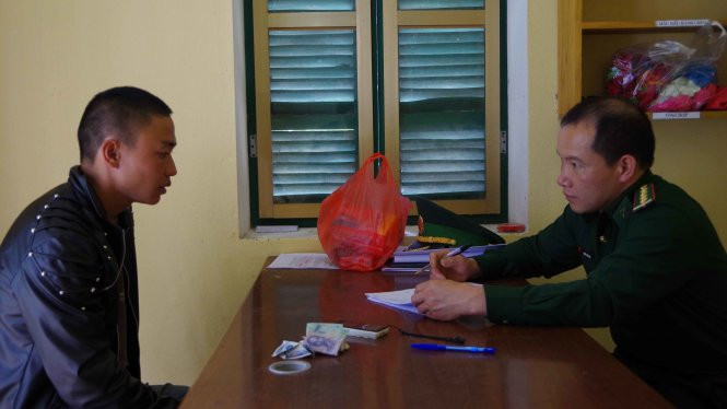 Đối tượng Giàng A Dơ tại đồn Biên phòng Bát Xát Đối tượng Giàng A Dơ tại đồn Biên phòng Bát Xát