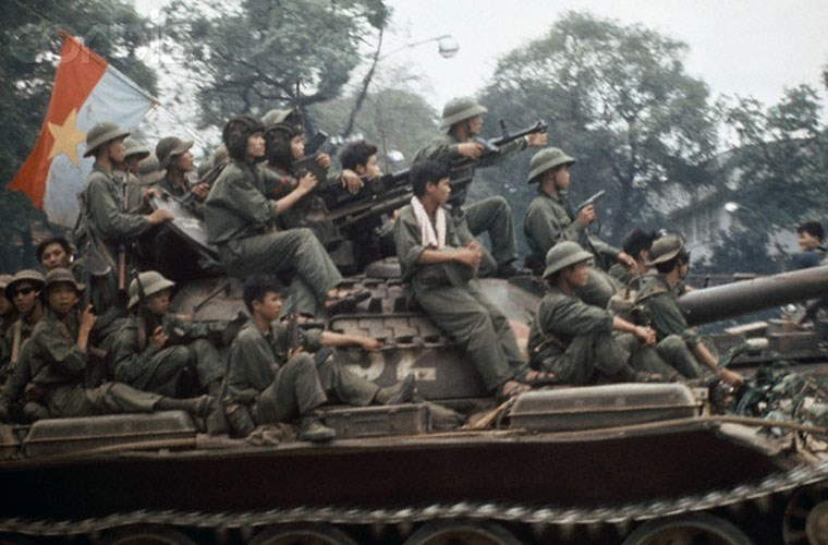 Xe tăng T-54 là một trong những “mũi tên thép” chủ lực của quân giải phóng đã đập tan mọi tuyến phòng ngự của Quân đội Sài Gòn. Nguồn ảnh: Tư liệu
